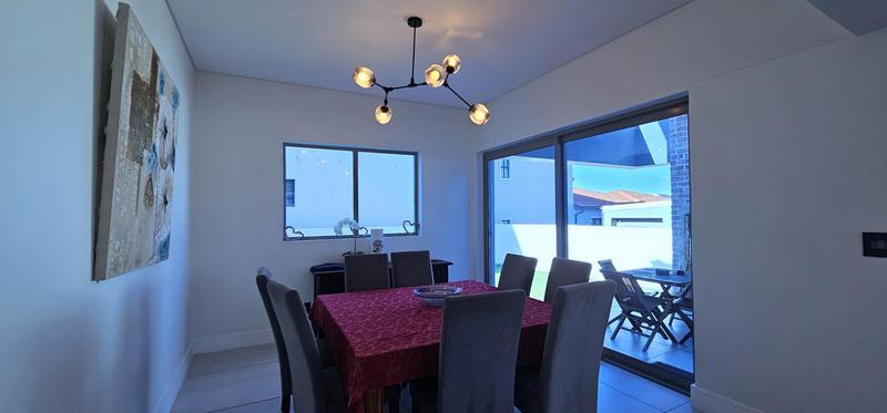 3 Bedroom Property for Sale in Calypso Beach Western Cape